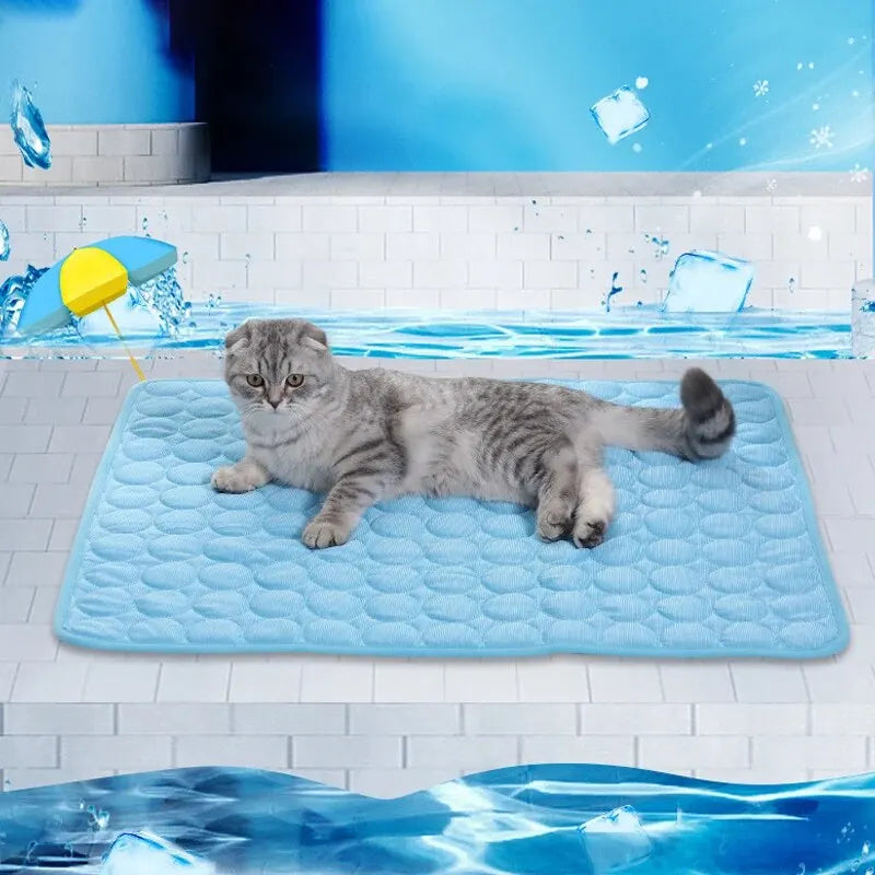 Tapis Rafraîchissant pour Chat – Confort Estival Chatmallow